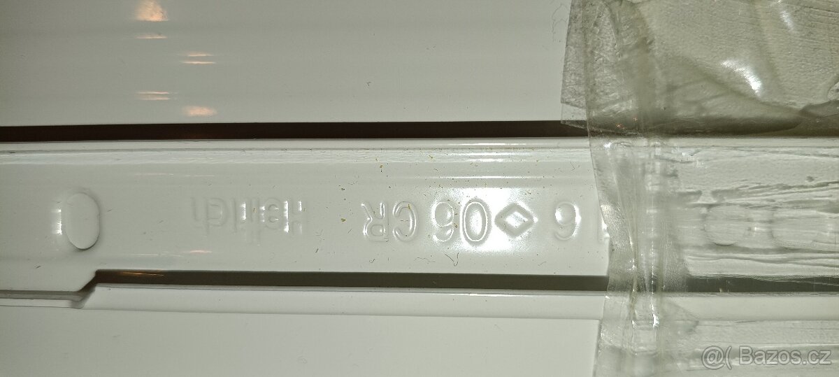 Hettich 9127901 Multitech, bílá zásuvka - 4 sady - 7