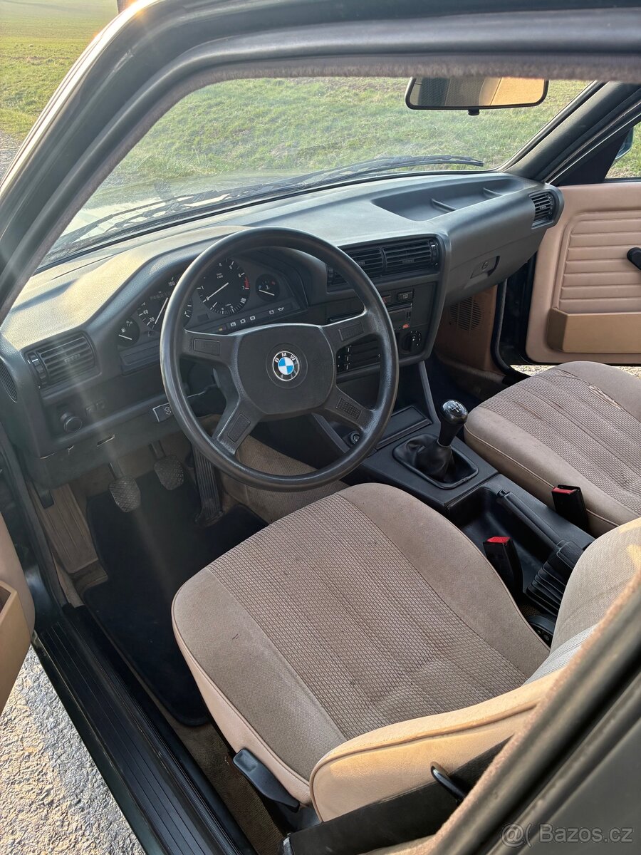 BMW E30 316i - 7