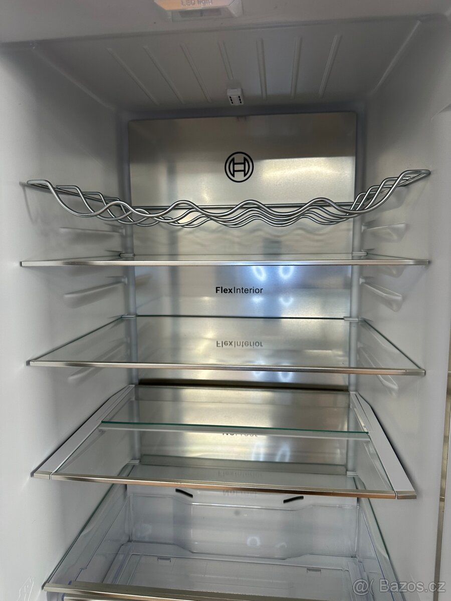 Lednice s mrazákem Bosch (212) - 7