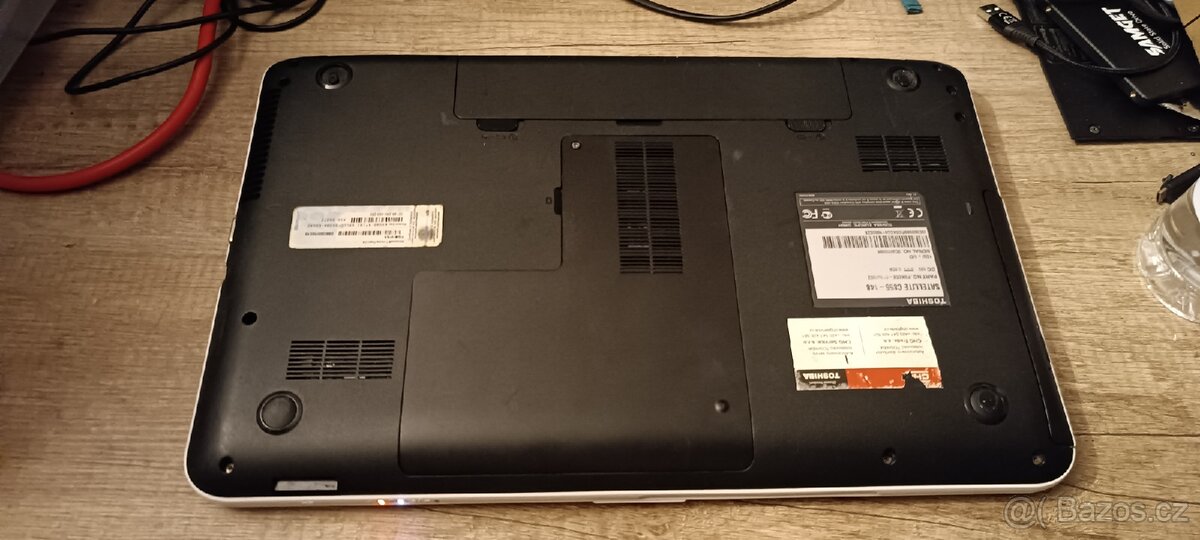 Toshiba Satellite C855-148 - 7
