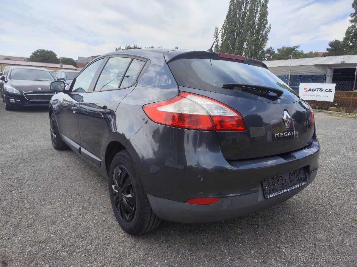 Renault Megane 1.6,16V,74kw.R.V.11/2012.STK Nová.Km 120 500 - 7
