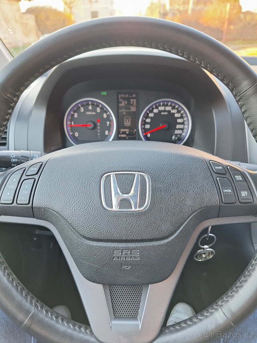 Honda CR-V 2.0 i-VTEC Executive, automat, kůže, 4x4 - 7