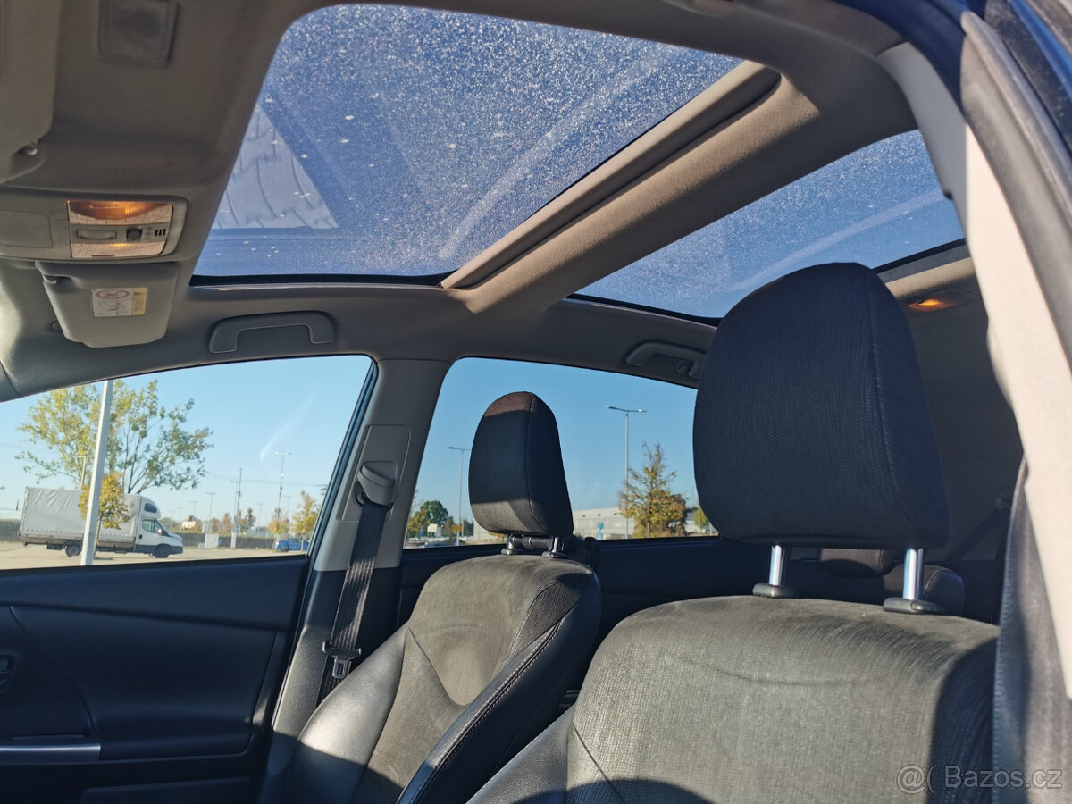 Toyota Prius Plus 7 míst nový model, hybrid 1,8 100kw 2015 - 7