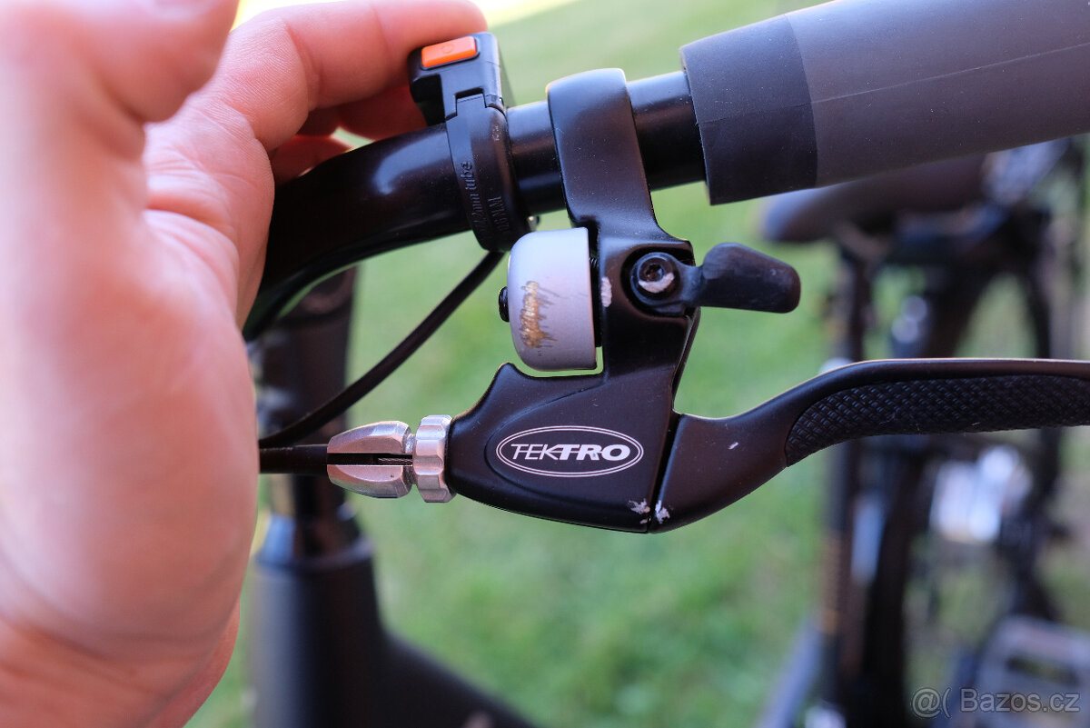 LEADER FOX LOTUS vel. 18 - 7