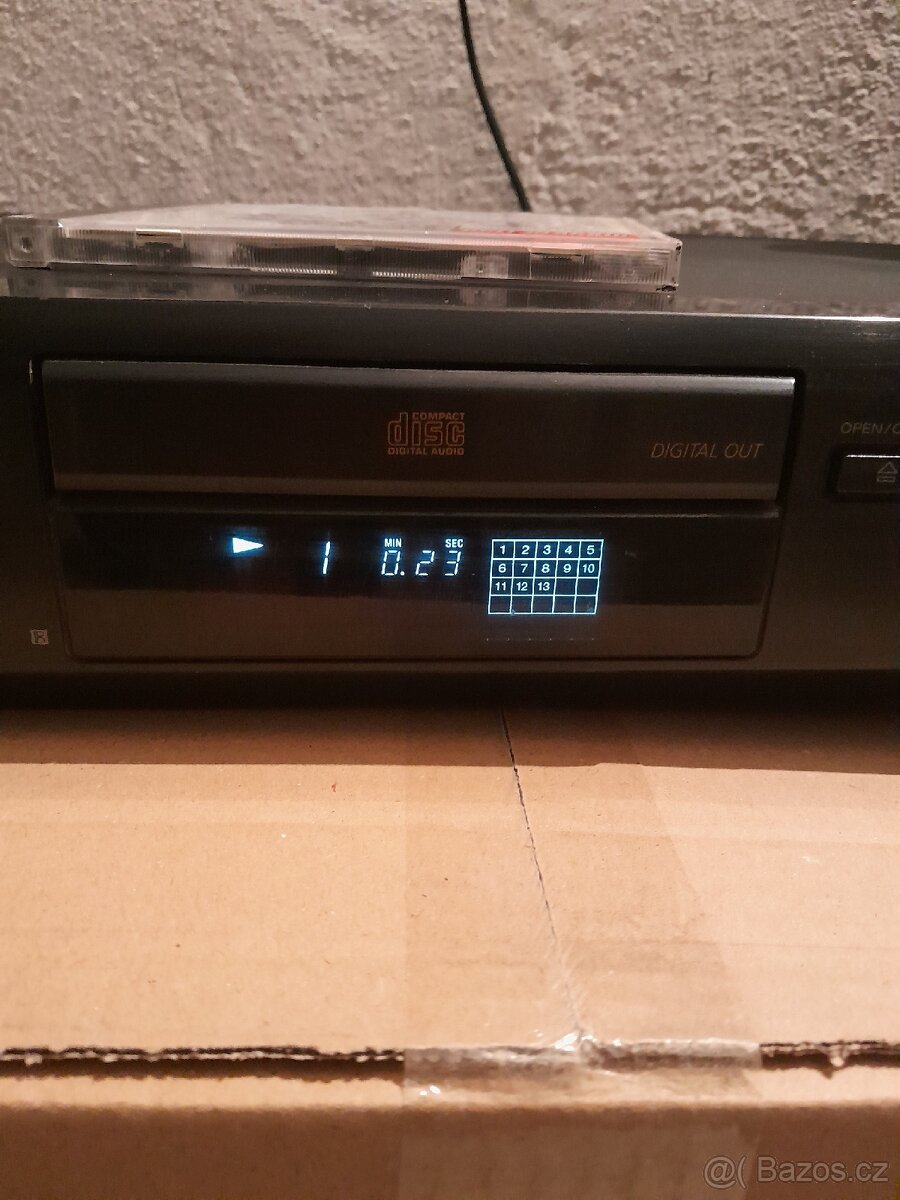SONY COMPACT DISC PLAYER CDP-XE310 - 7