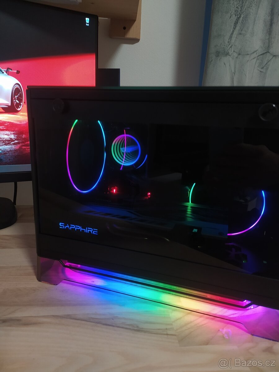 Prodám herní malé, mini itx PC - 7