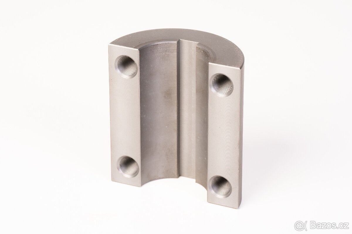 Prodám náhradní díly na traktor Zetor Z25 - 7