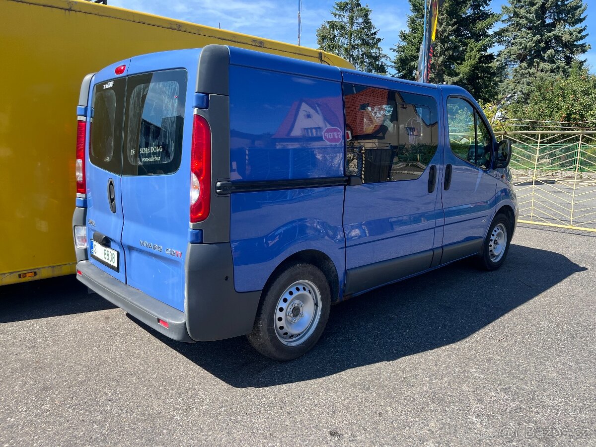 Opel Vivaro 2.0DCi 6MÍST stejné Renault Trafic - 7