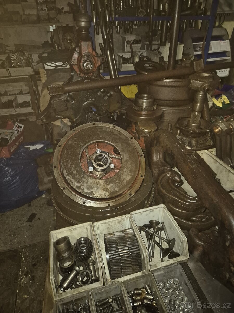 Prodám náhradní díly Tatra 111,128,148,813 - 7