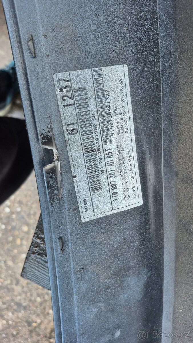 VW Touran 2010-2015 zadní náraznik - 7