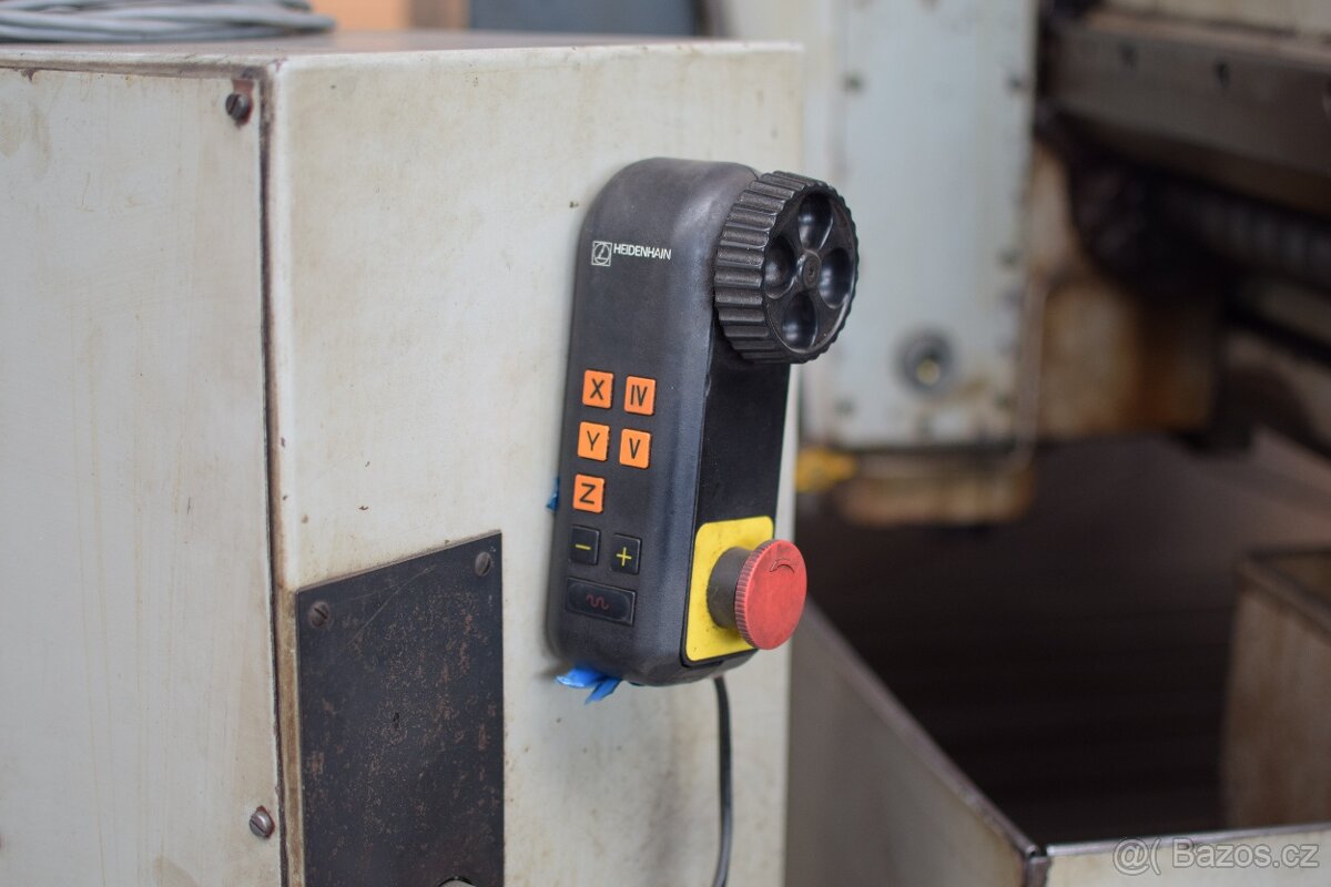 Souřadnicová vyvrtávačka MAS VXD 100 CNC - 7