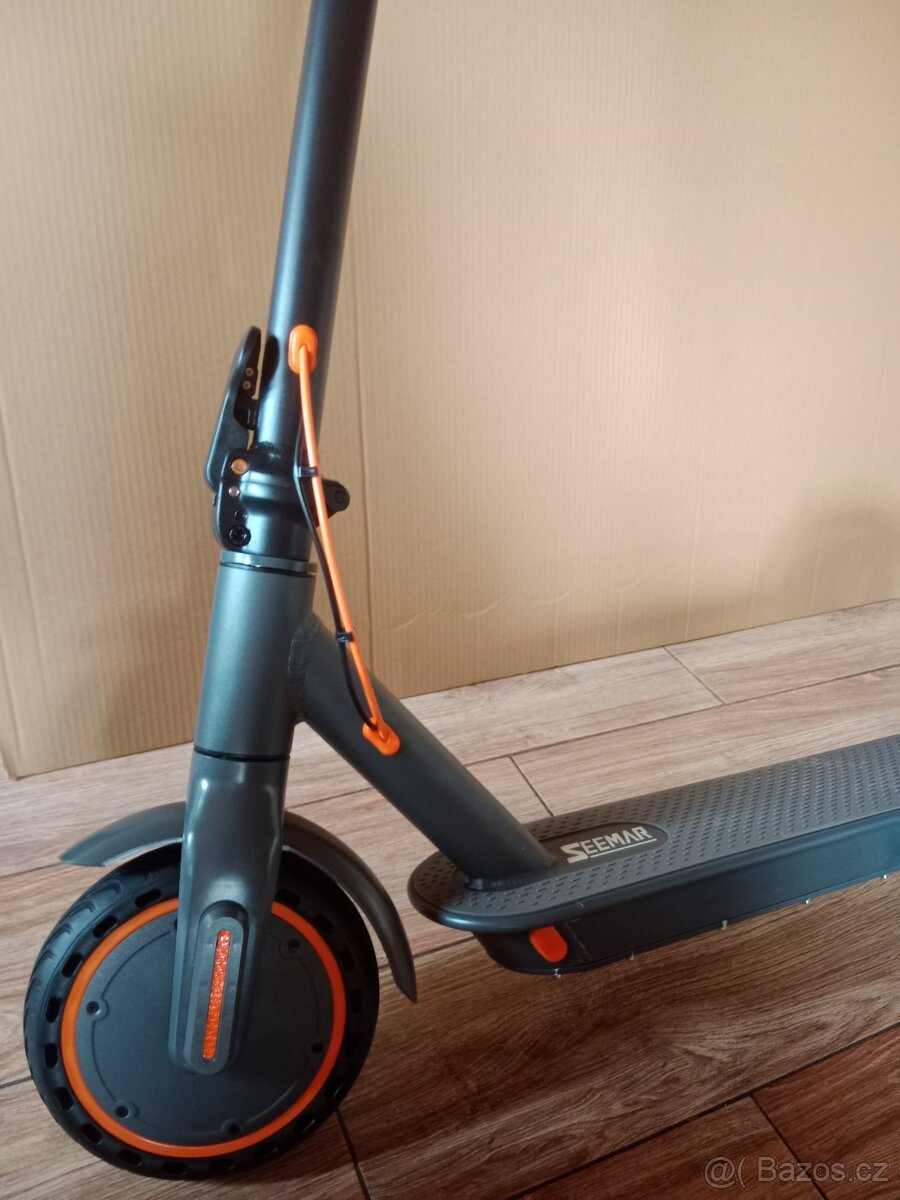 Koloběžka elektrická - 7