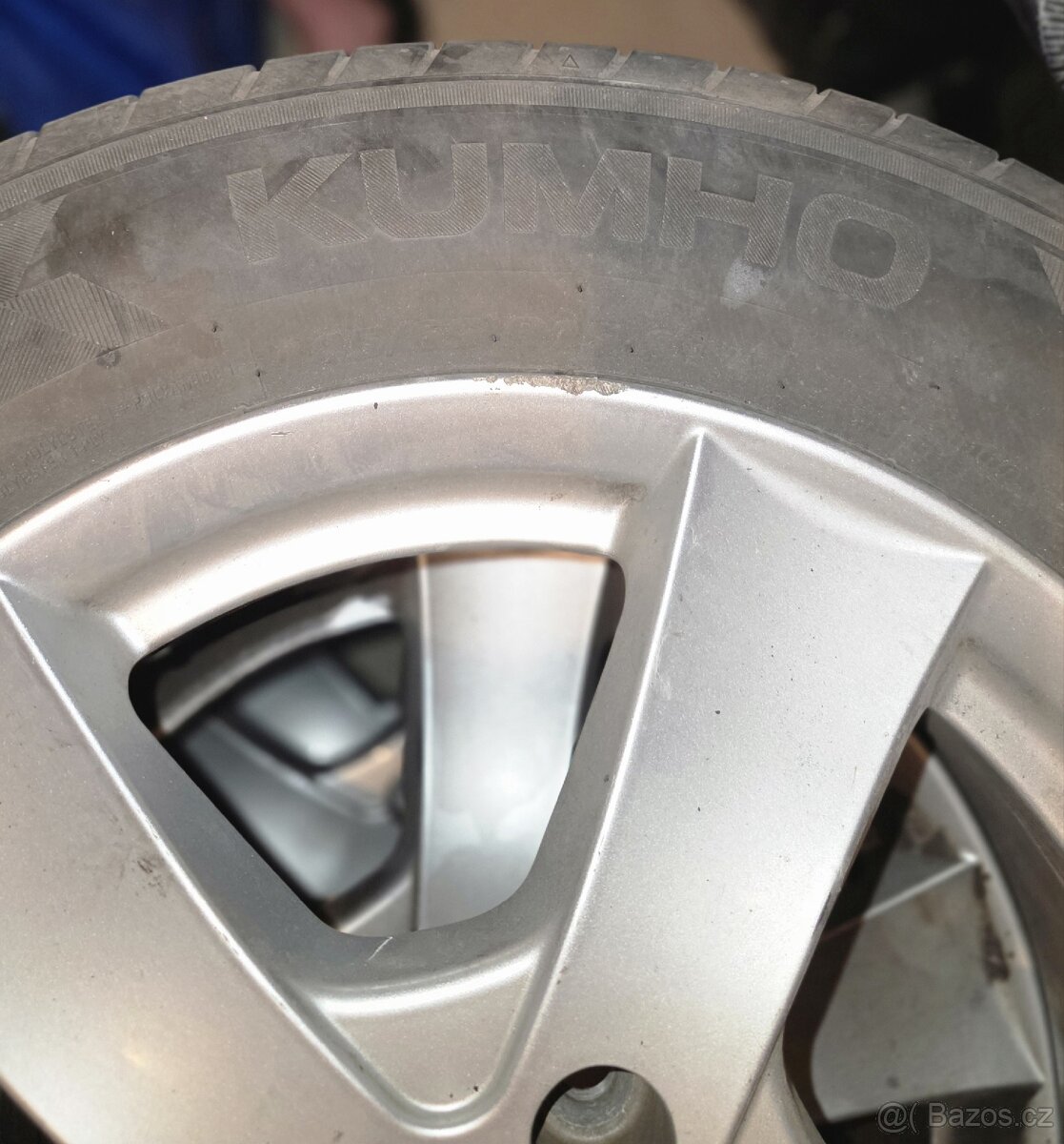 Pneumatiky Kumho ecsta hs52 ev 185 65 r15 - 7