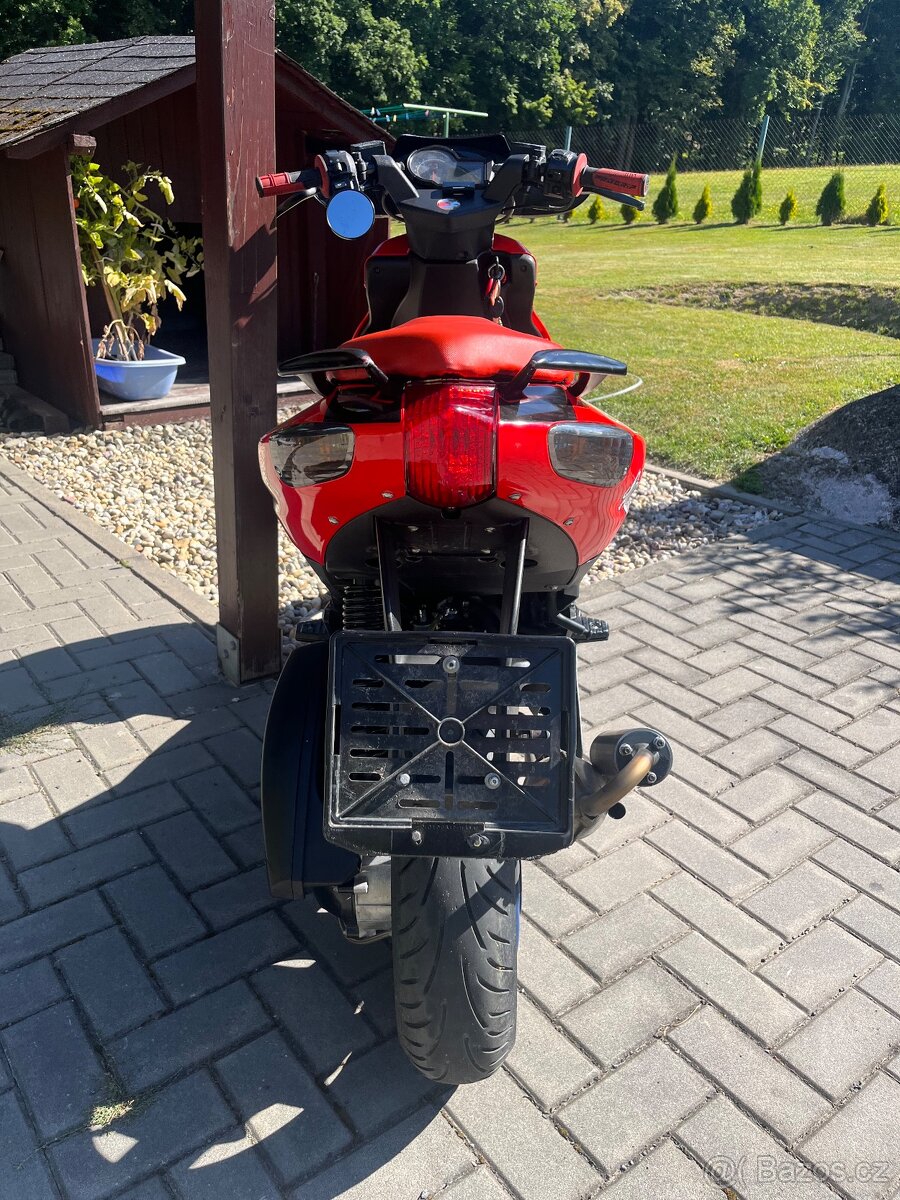 Skůtr Aprilia sr 50 2007 - 7