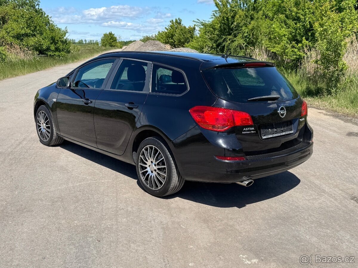 Opel Astra Combi 1.4T 103kw, 1.Majitel, SERVISOVANÝ, STK - 7