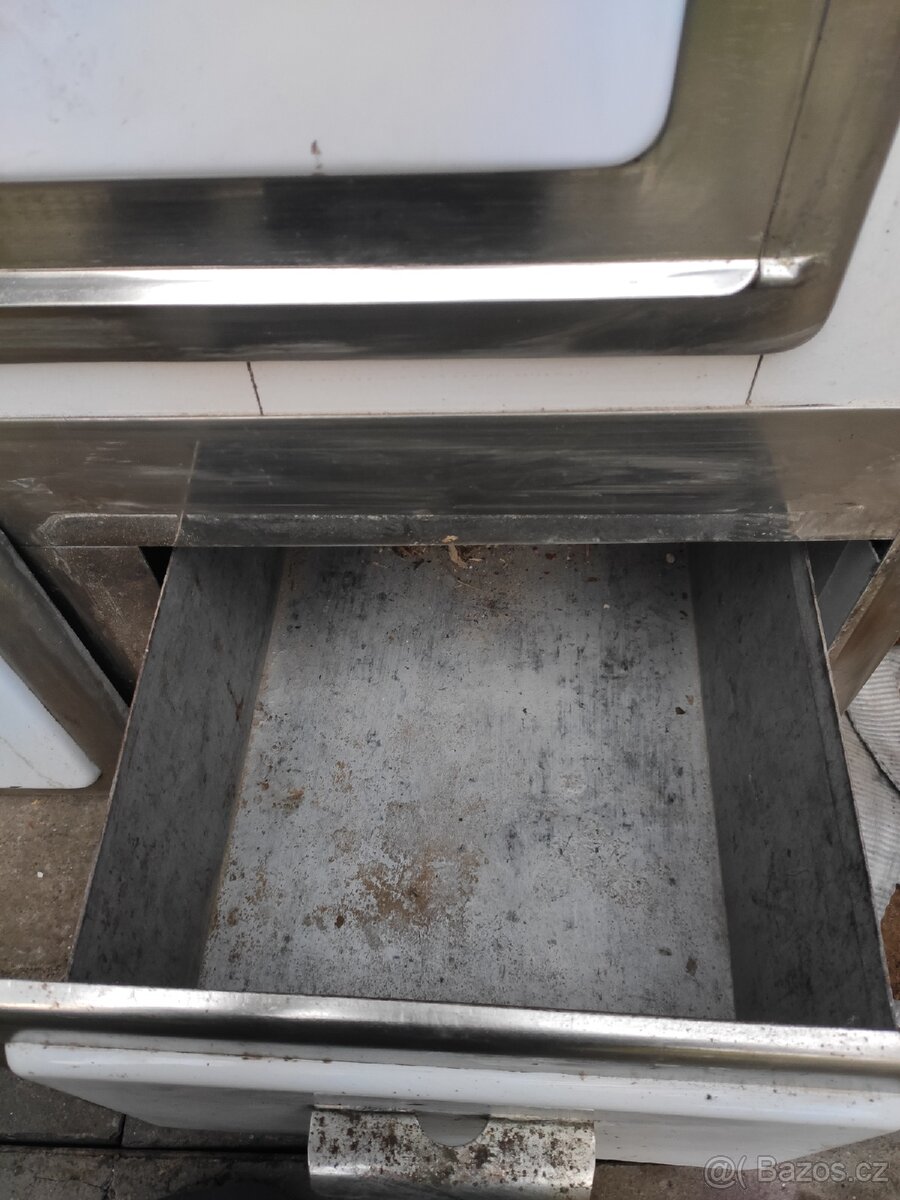 Vamberecká kachlová kamna sporák - 7