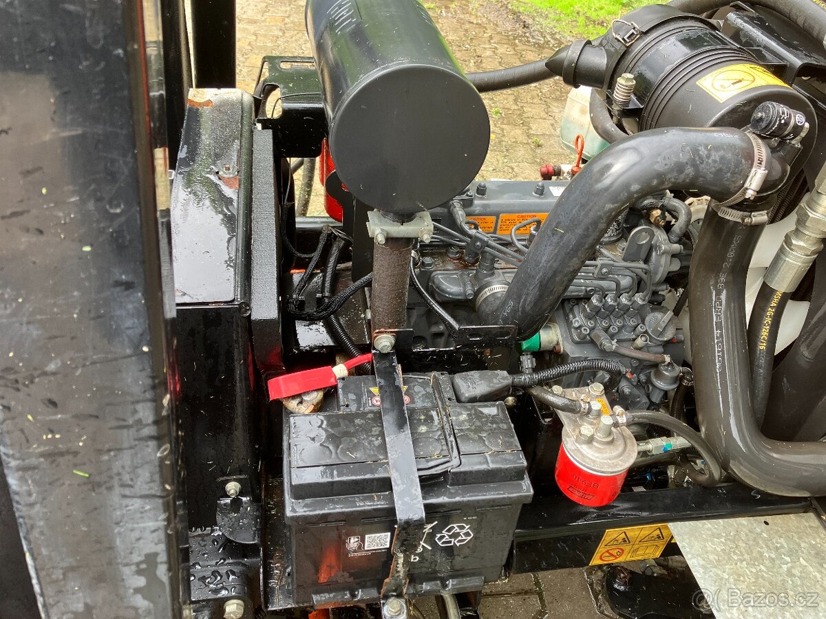 Jacobsen LF550 4WD - 7