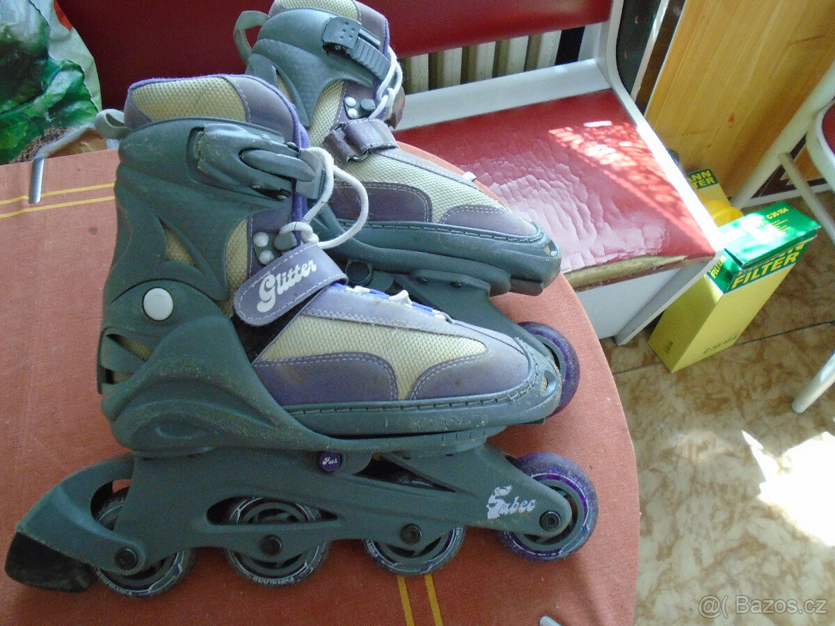 Prodám dívčí brusle brusle na led,kolečkové brusle - 7