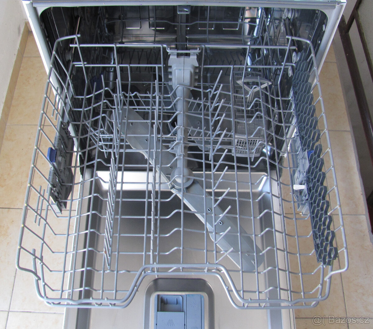 MYČKA NÁDOBÍ BEKO - 14SAD - A+++ - 60cm - 7