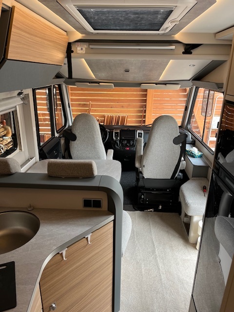 Dethleffs Pulse i7051 EB - 7