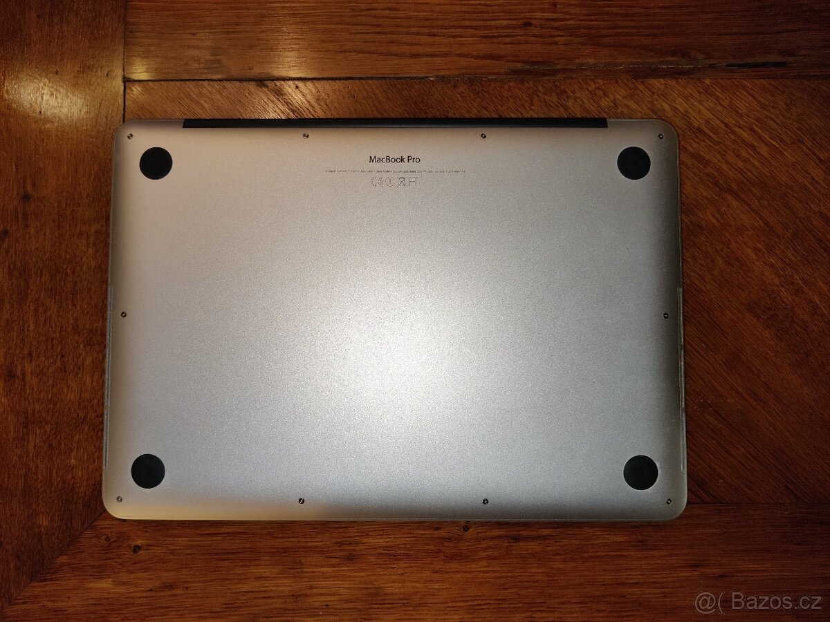 MacBook Pro 13", Early 2015, i5, 8GB RAM, 128GB SSD - 7