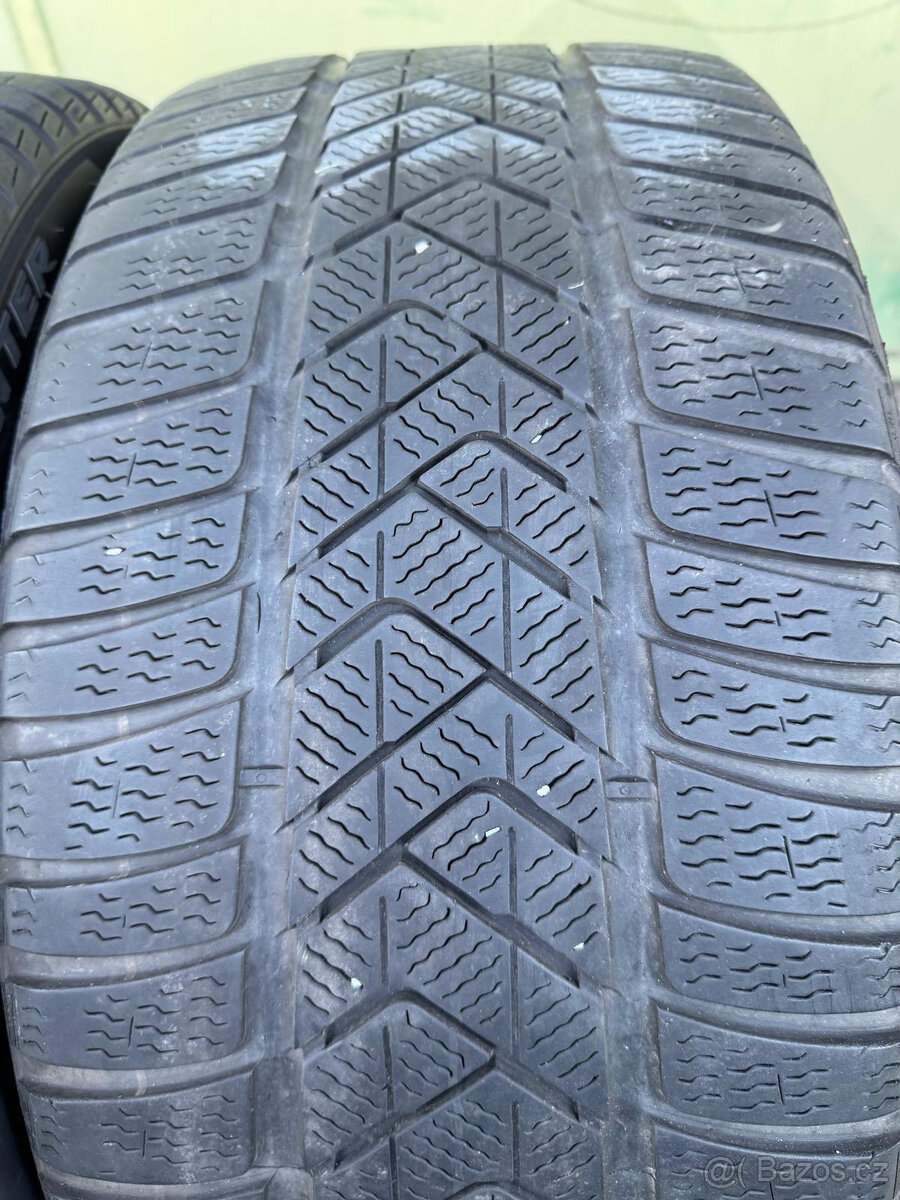 zimní pneu Pirelli sottozero 3 245/45/19 275/35/19 5,5-6mm - 7