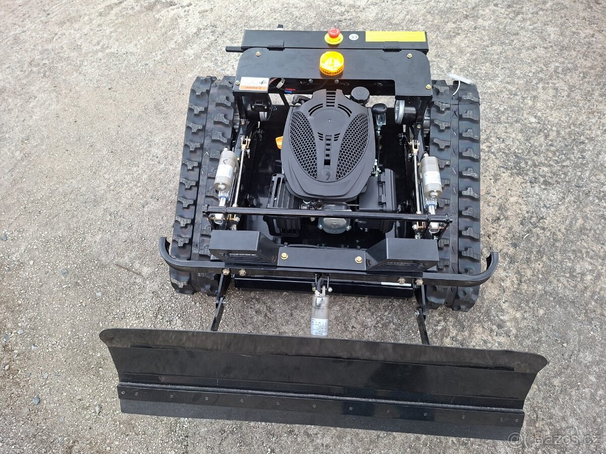 Pásová sekačka na dálkové ovládání - 7