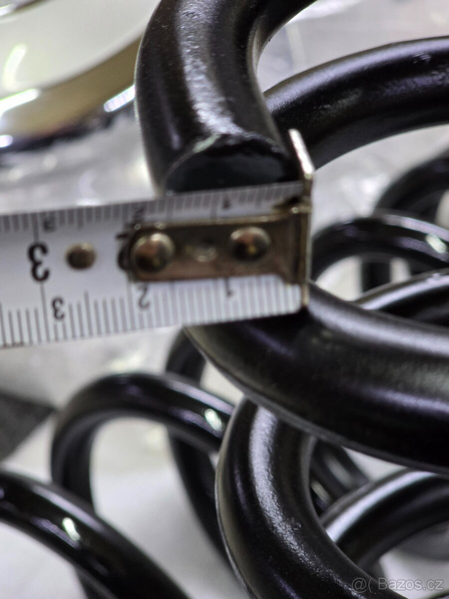 CORVETTE C3 PRUŽINY PODVOZKU NOVÉ - 7