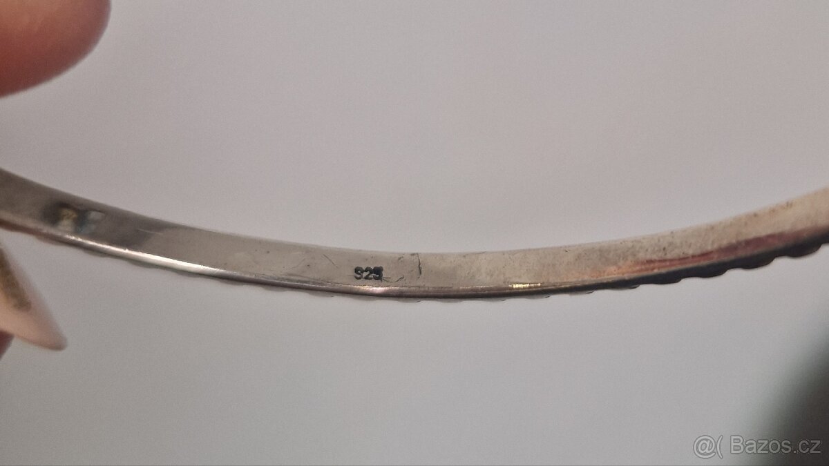 Nový dámský stříbrný náramek otevřený kuličkový 925 - 7