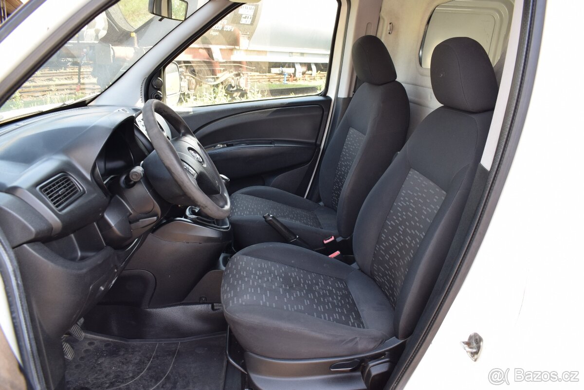Opel Combo 1,3 CDTi PO SERVISU,PO STK - 7
