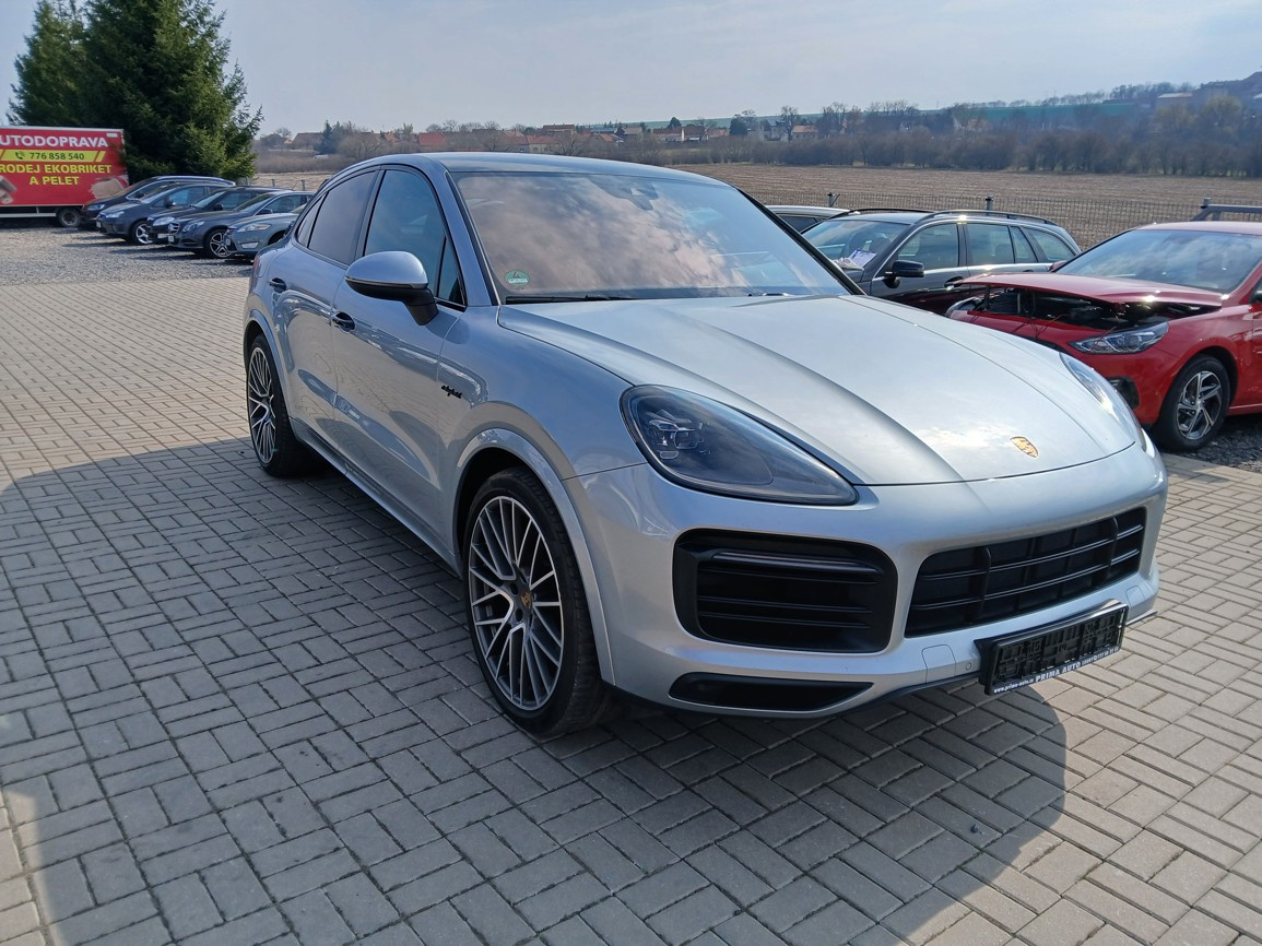 Porsche Cayenne E-Hybrid - 7