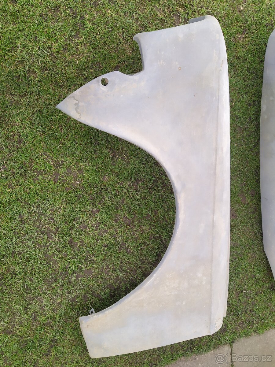 Přední blatníky Moskvič 412 - 7