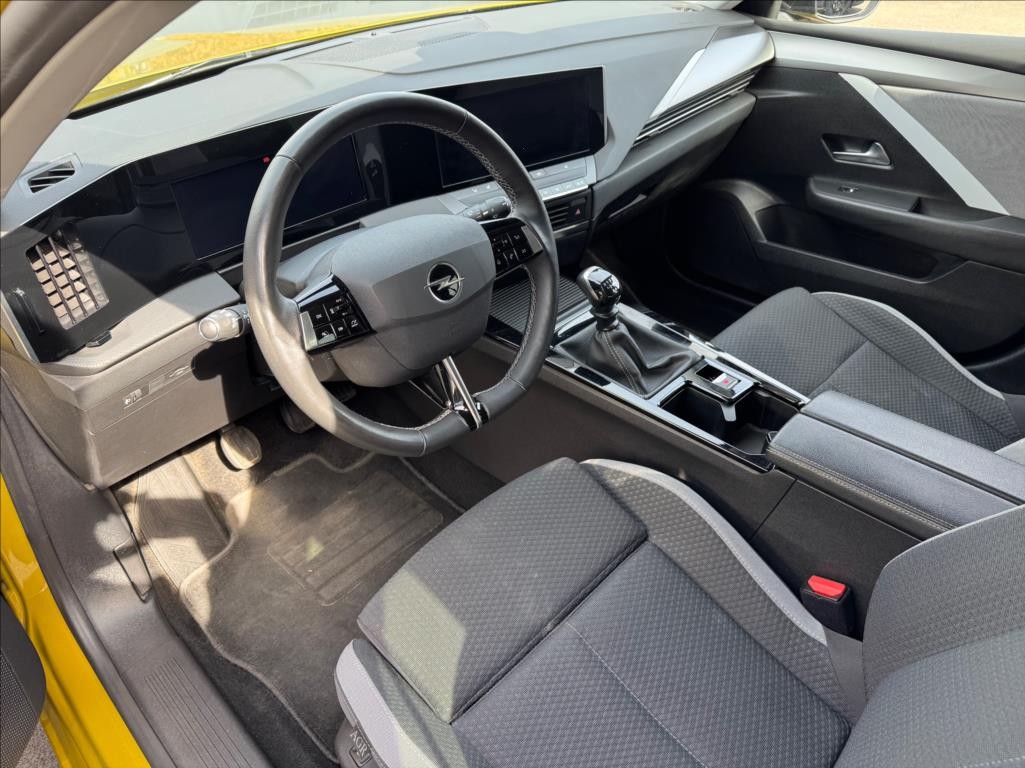 Opel Astra 1,2 (2023) - 7