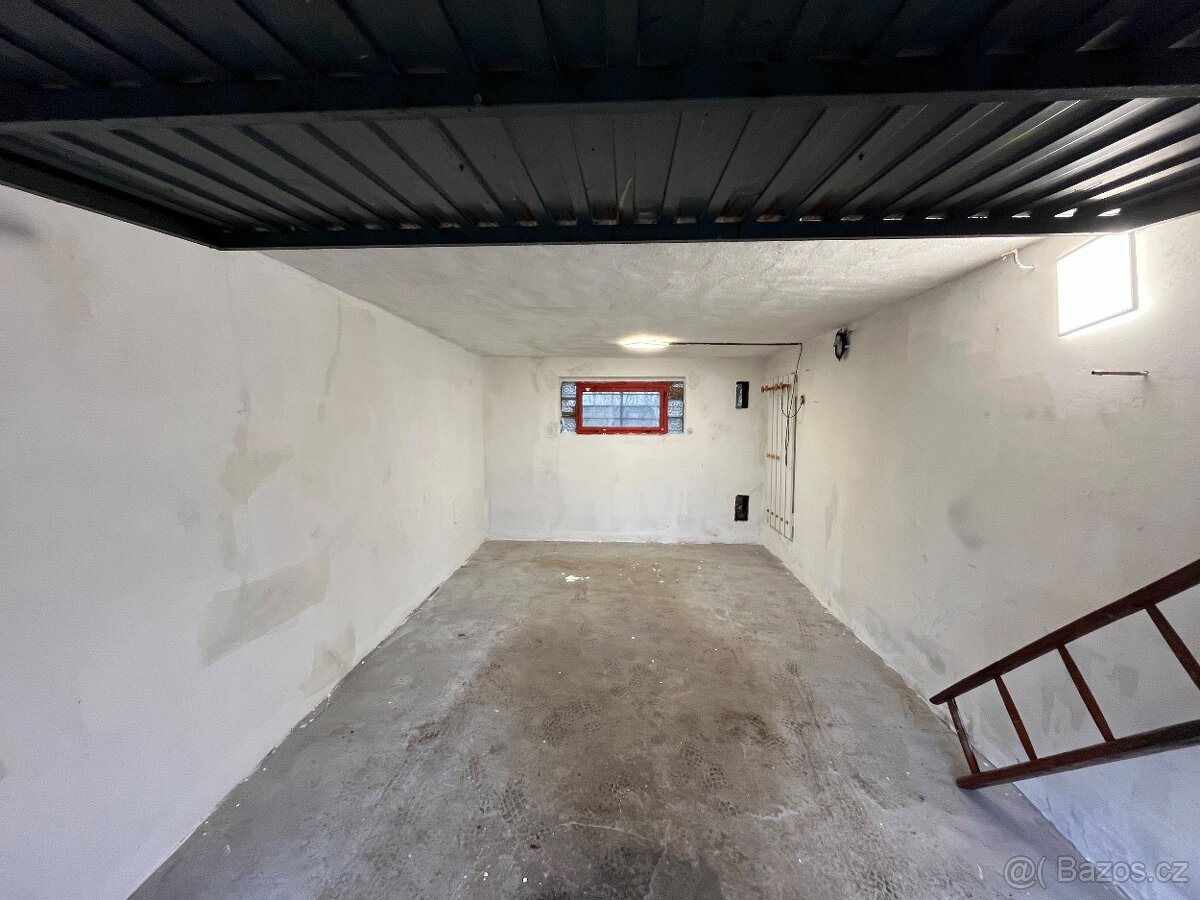 Řadová garáž - 7