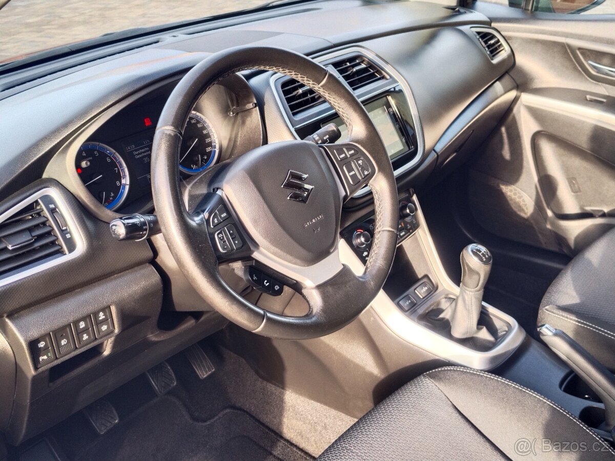 Suzuki SX4 S-Cross 1,6i 88Kw r.v.8/2016 najeto 89700Km - 7