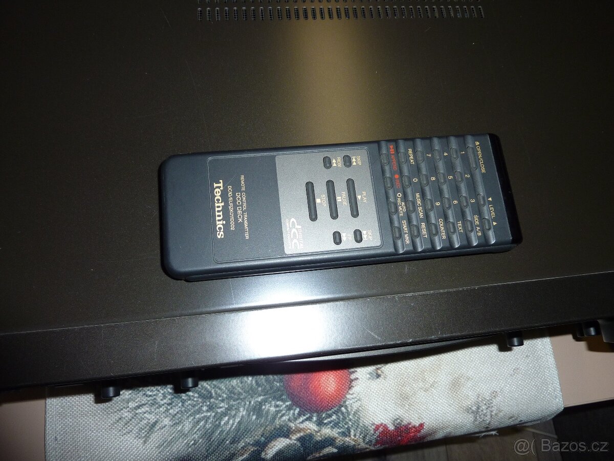 DCC Technics Digital Compact Cassette Deck RS-DC10 - 7