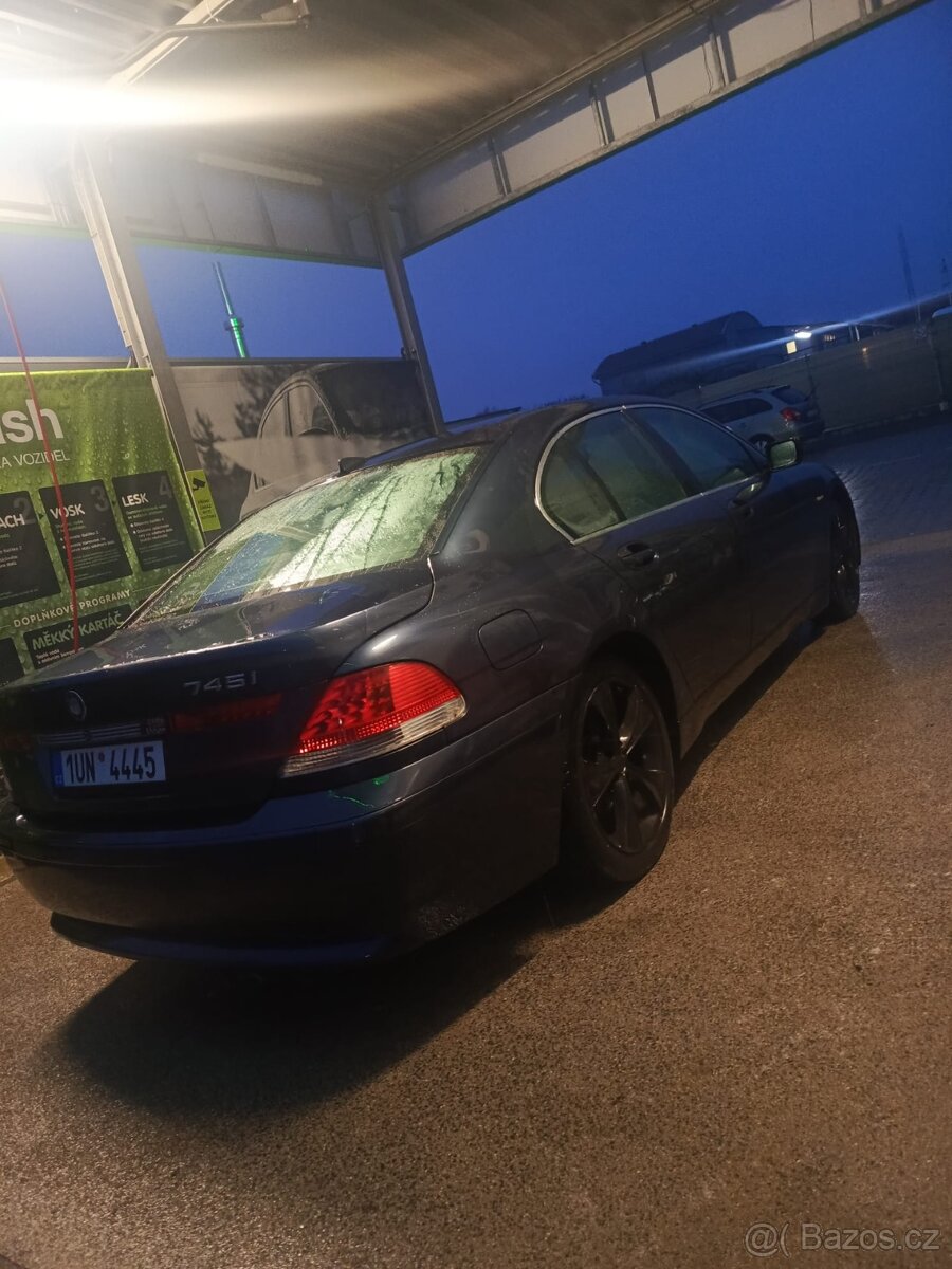 BMW e65 745i V8 245kw + LPG - 7