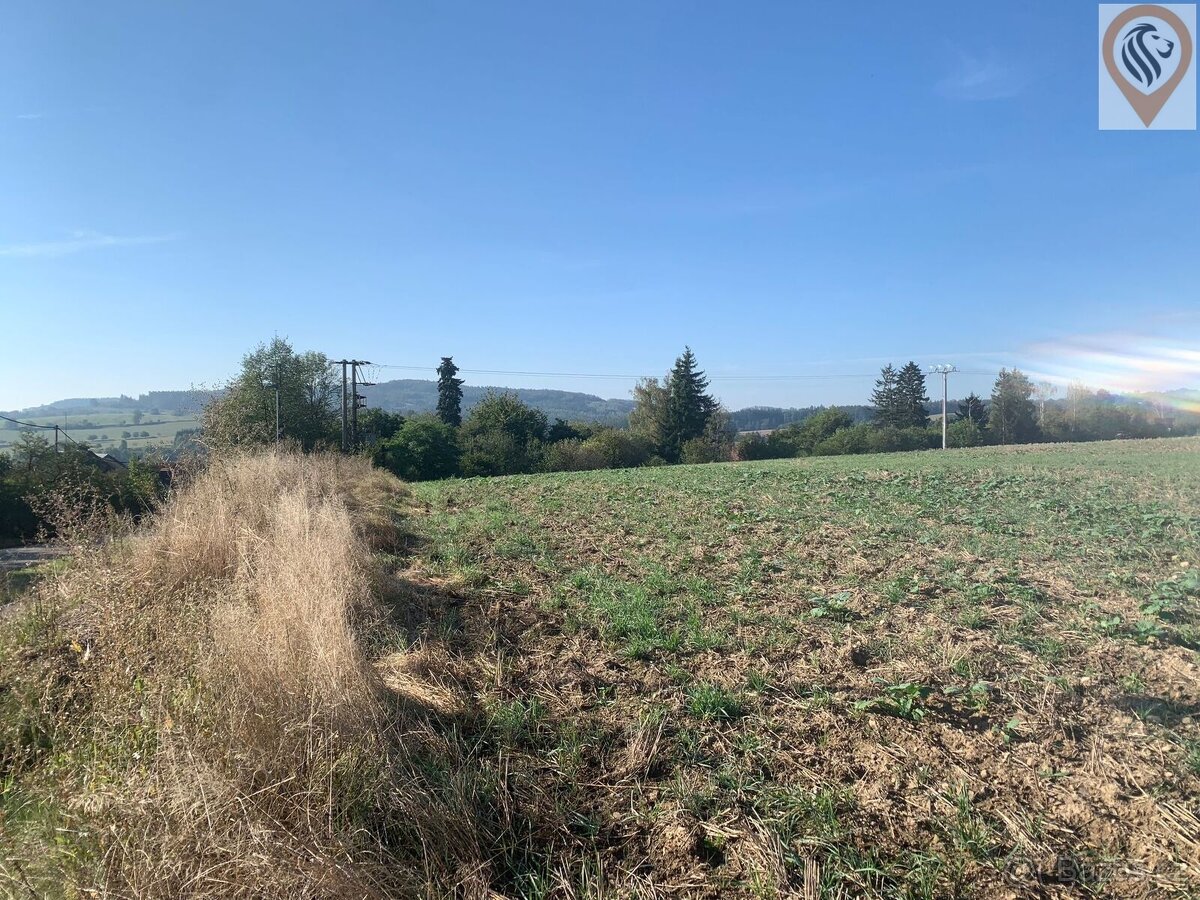 Prodej stavebního pozemku v Postupicích - 7