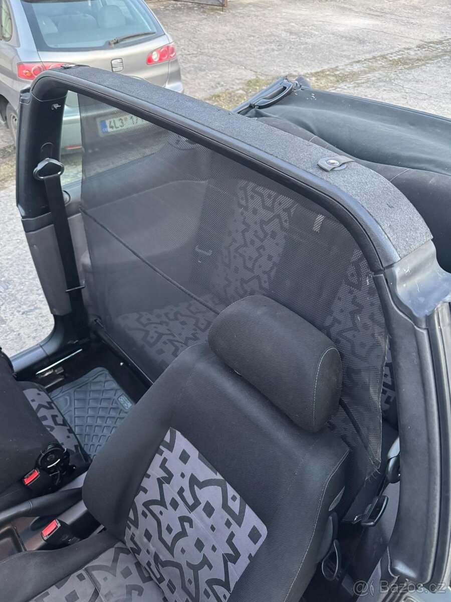 VW Golf Cabrio 1.6 74 kW, r. 2000 - 7