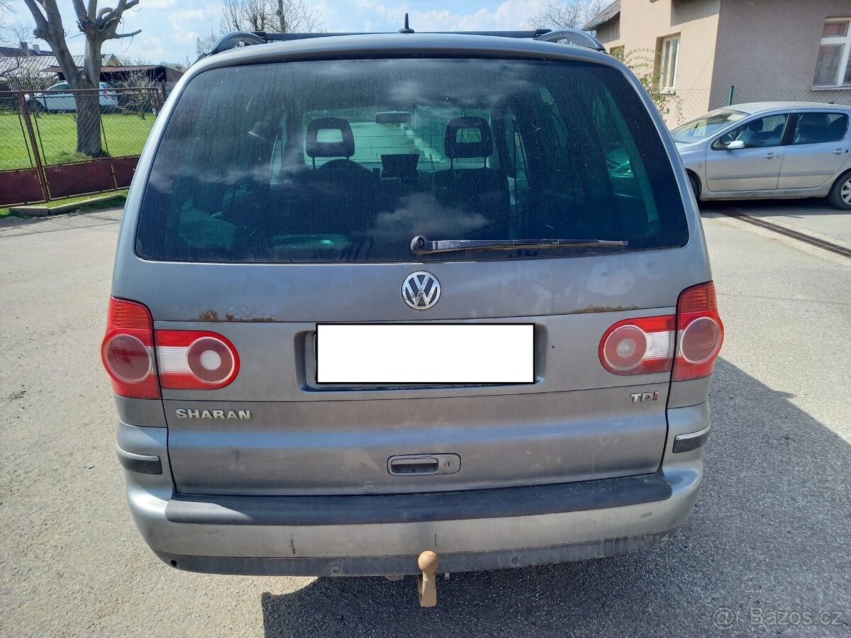 VW Sharan 1,9 TDI - 7