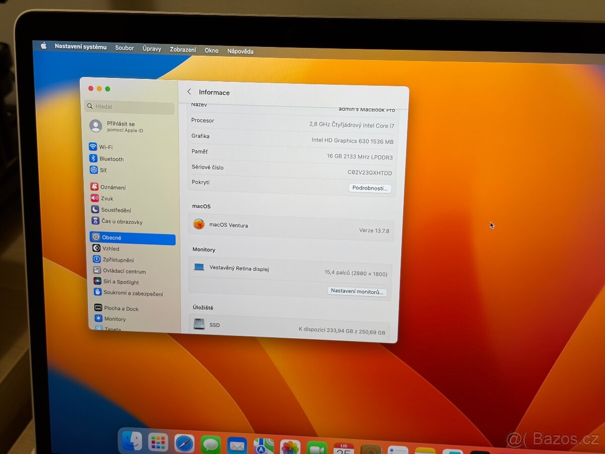 MacBook Pro 15“ 2017 2.8Ghz i7 Silver, Krásný stav - 7