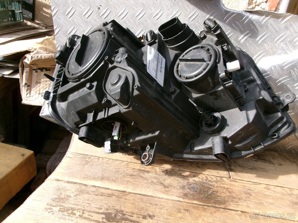 VW T5 , 2009-2015 - přední světla BIXENONY - 7