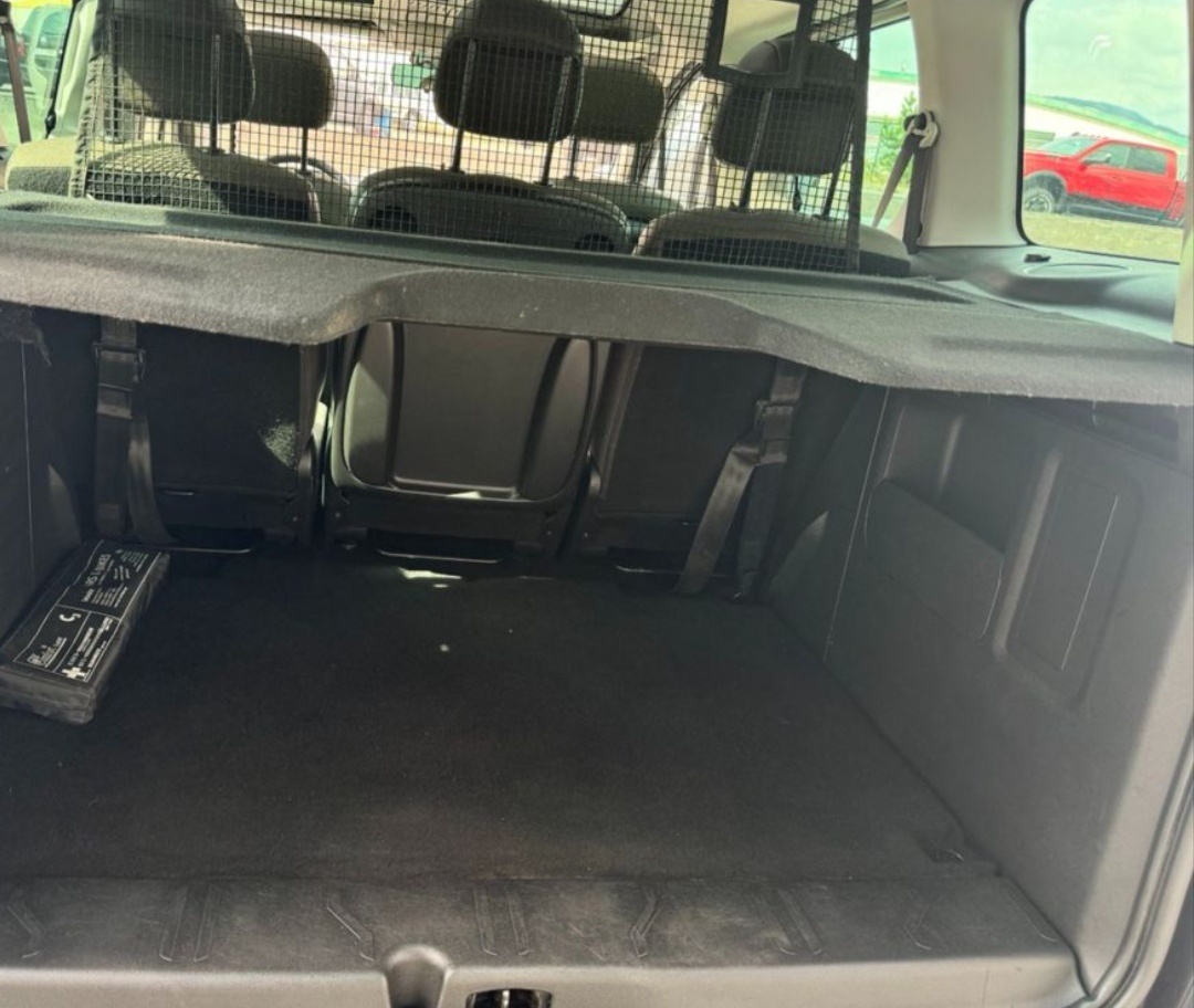 Peugeot Partner Teepee Berlingo 2008+ veškeré díly z vozu - 7