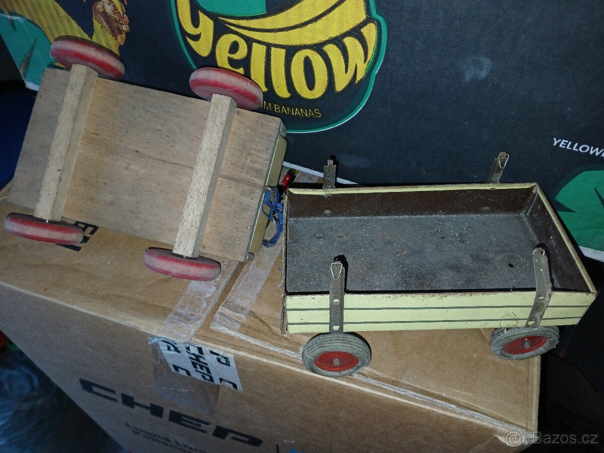 Starý plechových vláček a vlečky - 7