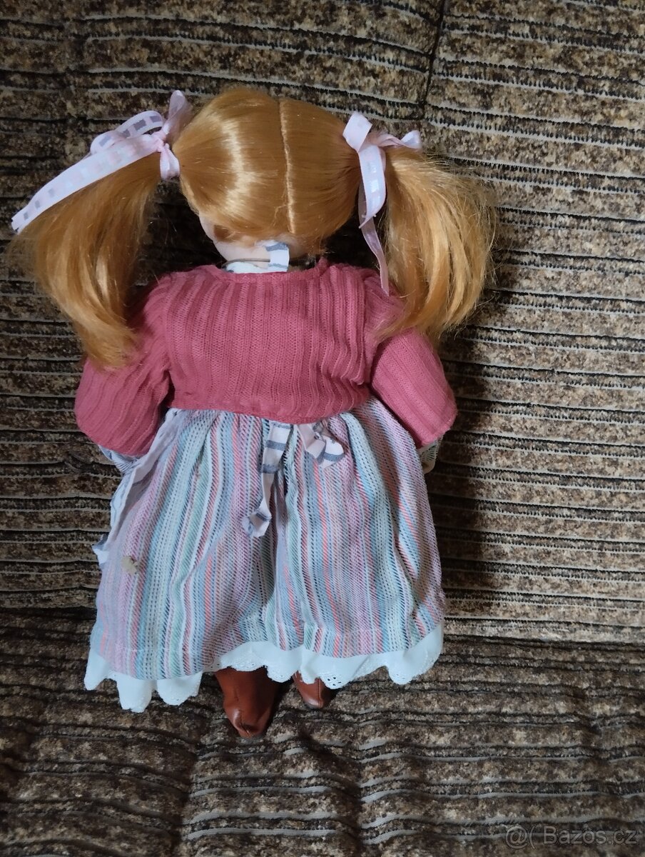 Značená porcelánová zrzečka - 7