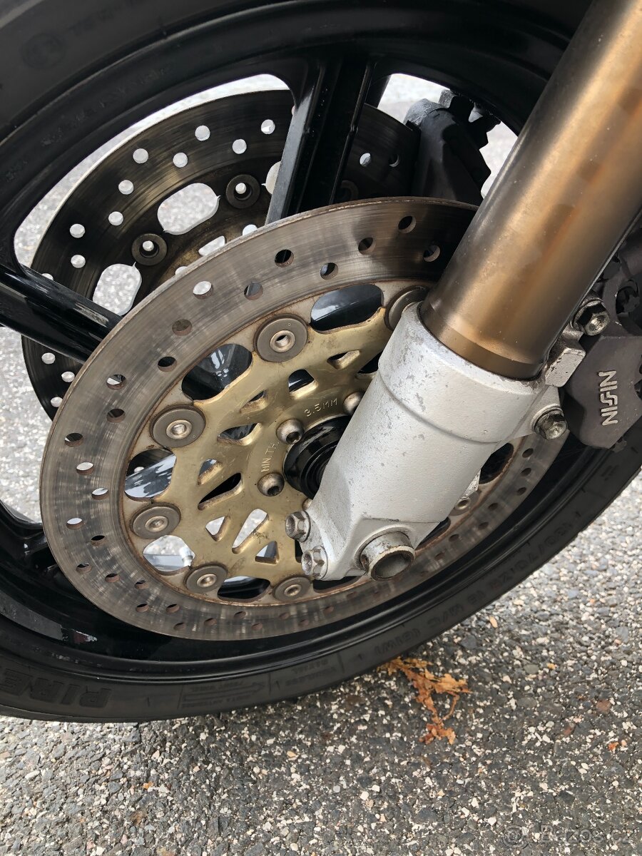 Honda CBR 900 RR, model SC28 - 7