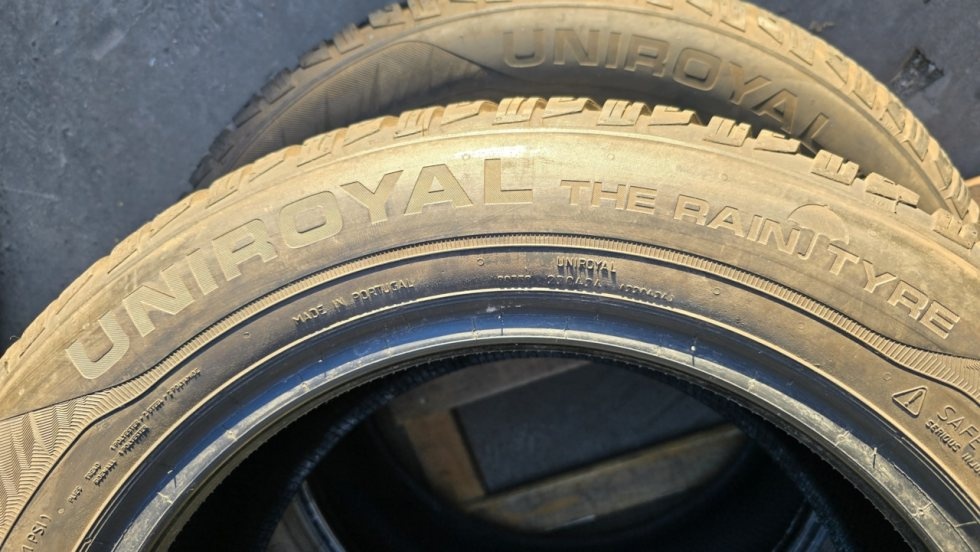 Zimní pneu 225/55/16 Uniroyal - 7