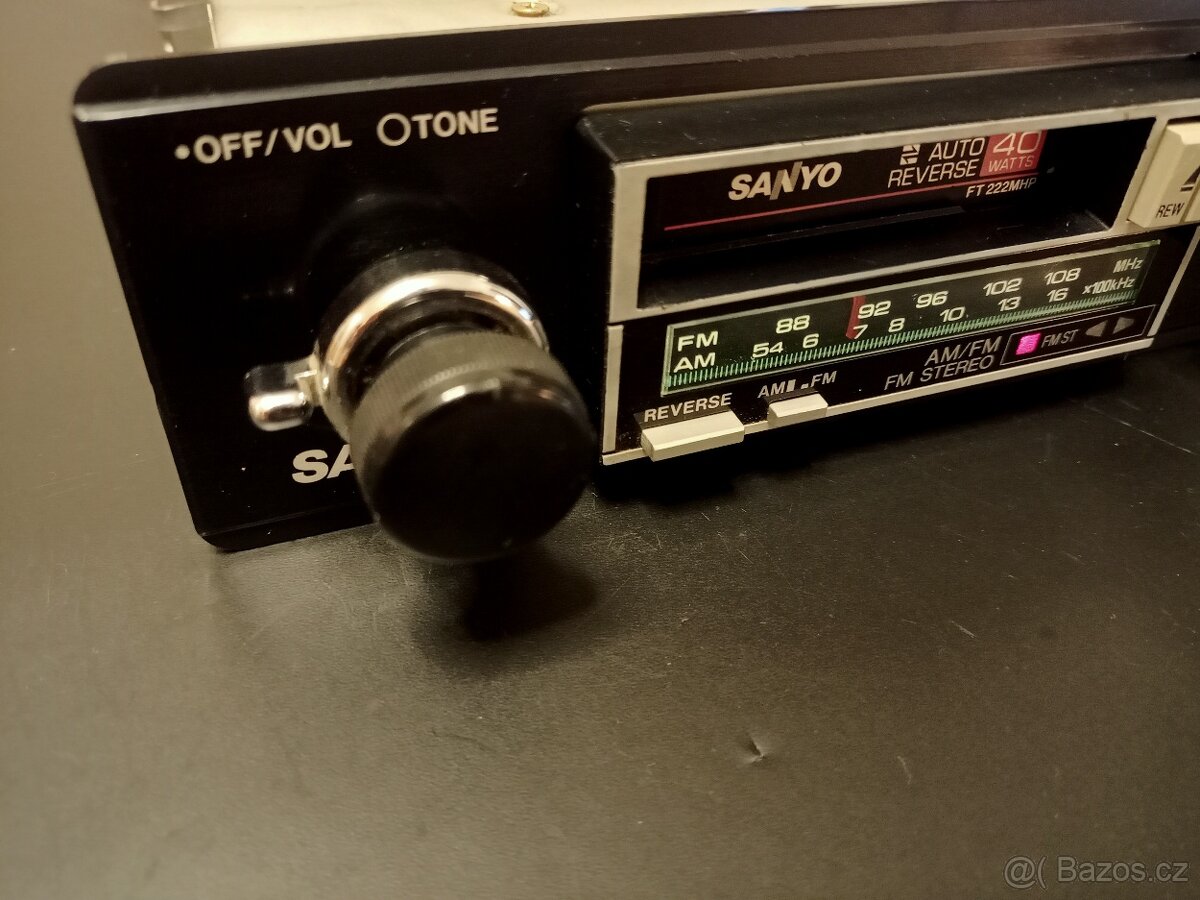 Autorádio Sanyo FT222 retro - 7
