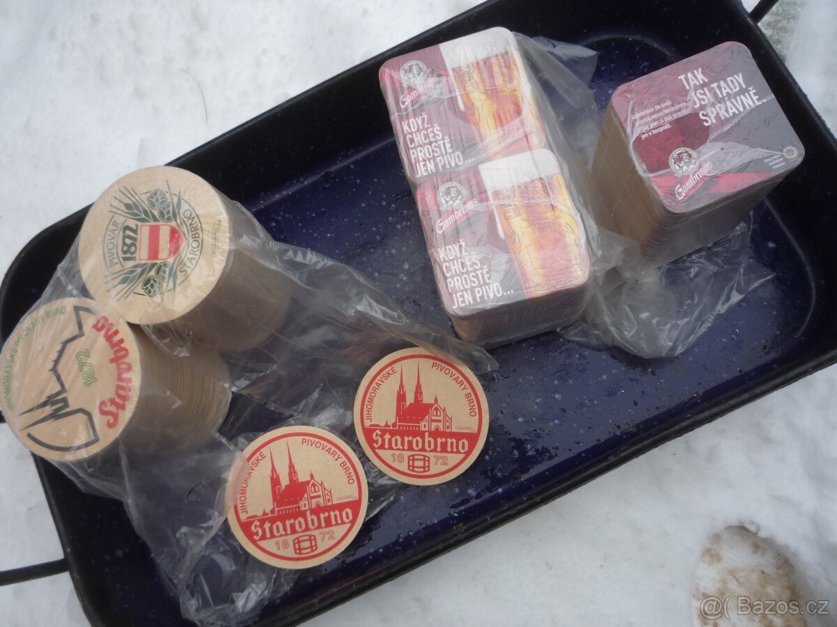 prodám vánoční stojany a různé staré kuchyňské vybavení. - 7