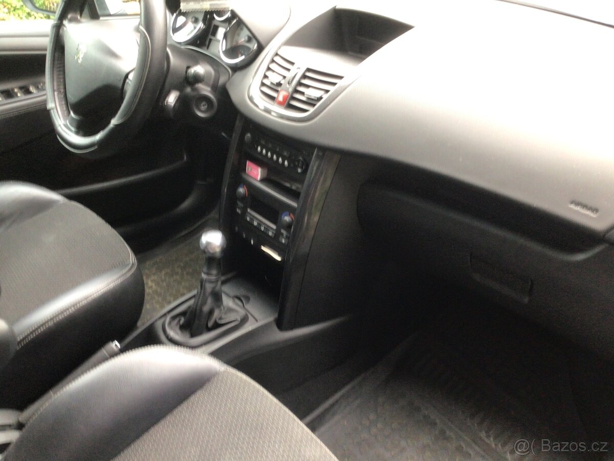 Peugeot 207 1,6hdi 80kw - 7